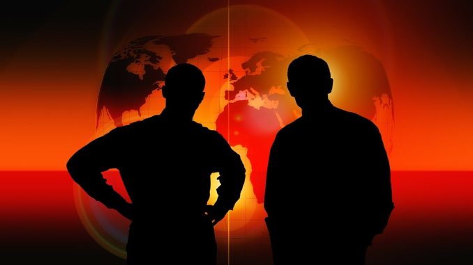 Угроза финансовой стабильности Евросоюза, BCE предупреждает об "эффекте домино" Угроза финансовой стабильности Евросоюза, BCE предупреждает об "эффекте домино"