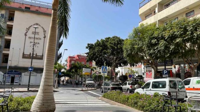 На юге Тенерифе задержана пара за нападения на туристов На юге Тенерифе задержана пара за нападения на туристов