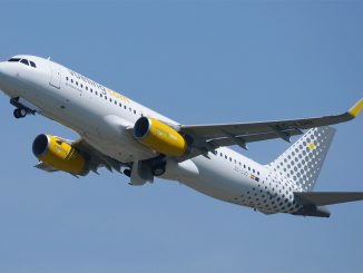 На самолёте, летевшем с Тенерифе, возникла необходимость в срочной медпомощи