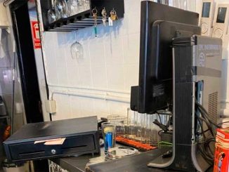 Внимание: двое мужчин в капюшонах грабят различные заведения на юге Тенерифе