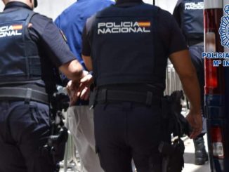 На юге острова Тенерифе погиб мужчина, выпал из окна и с большой высоты