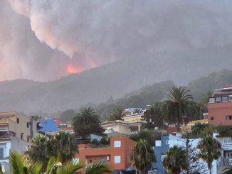 Тенерифе не уберёгся от огня и просит Мадрид прислать гидросамолёты для борьбы с ним