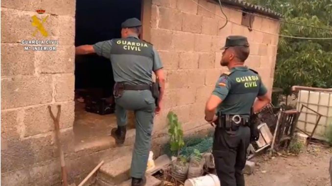 Пожар на Тенерифе: сотрудники Гражданской гвардии продолжают расследование причин Пожар на Тенерифе: сотрудники Гражданской гвардии продолжают расследование причин