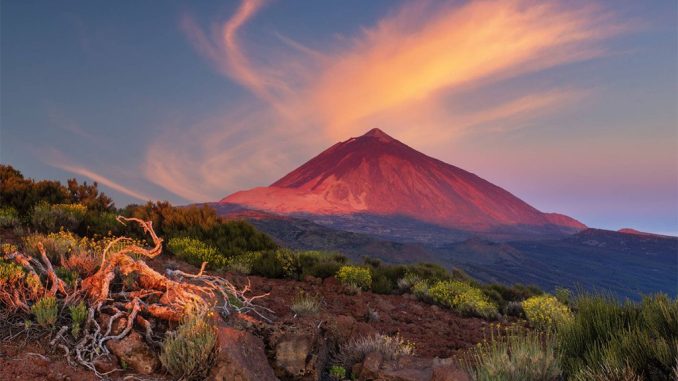 Ждать ли на Канарских островах в ближайшем времени сильное землетрясение? Ждать ли на Канарских островах в ближайшем времени сильное землетрясение?