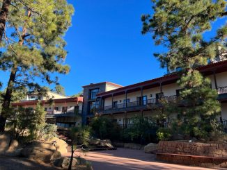 Похоже, что на Новый год будет просто не протолкнуться на Канарах - сюда хотят все