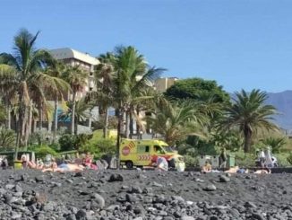 Иностранец скончался на Тенерифе: плавая в океане, получил остановку сердца