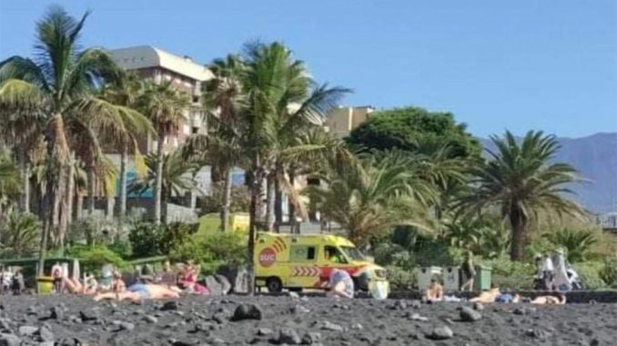 Иностранец скончался на Тенерифе: плавая в океане, получил остановку сердца