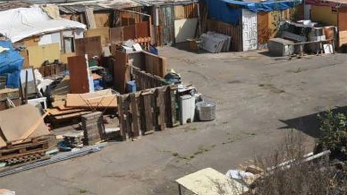 Закат туристической эры на Тенерифе? Трущобы расползаются по югу острова Закат туристической эры на Тенерифе? Трущобы расползаются по югу острова