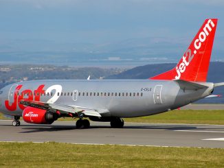 Британец, летевший с Тенерифе на родину, был найден мёртвым в туалете