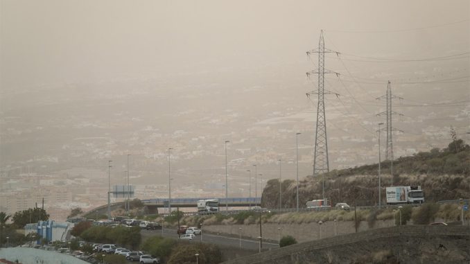 Внимание: на Канарах объявлено оповещение по калиме и рискам для здоровья