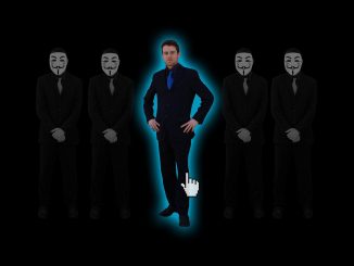 Искали в Tinder знакомств, а платили через Bizum с ножом у горла