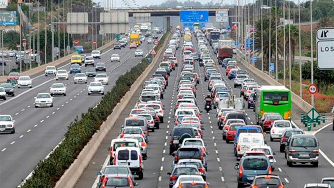 Тенерифе: не справились с управлением, слетели с дороги - трое раненых