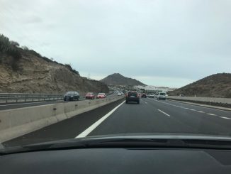 На Тенерифе, на шоссе TF-1 водитель и пассажир подрались во время движения