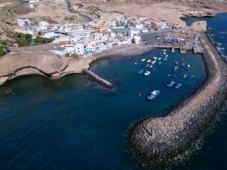 Tenerife: в океане обнаружено тело женщины с пластиковым пакетом на голове