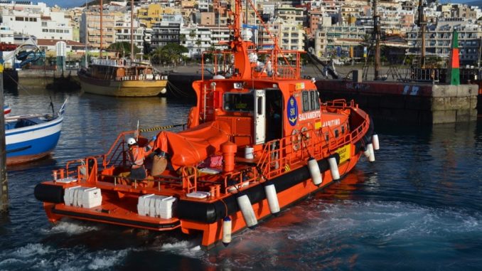 На Канары доставлены более 200 спасённых мигрантов за последние часы На Канары доставлены более 200 спасённых мигрантов за последние часы