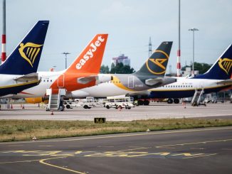 Лоукостеры оштрафованы на миллионы за взимание платы за ручную кладь