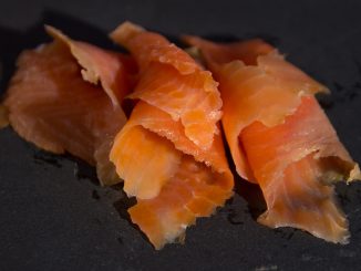 Внимание, опасно: в копчёном лососе из Испании обнаружены листерии