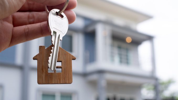 Испания ограничит "alquiler vacacional" и запретит pisos turísticos Испания ограничит "alquiler vacacional" и запретит pisos turísticos