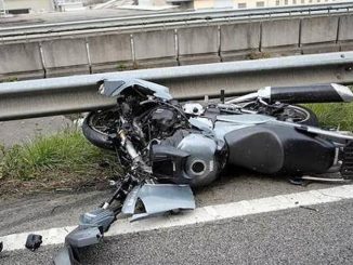 Мотоциклист разбился на Тенерифе, в критическом состоянии