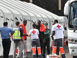 Тридцать лет спустя Канары остаются одни перед лицом миграционного кризиса