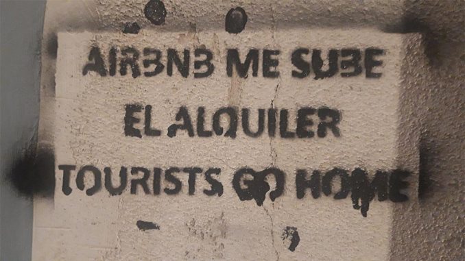 На Тенерифе готовится новая манифестация против нынешней модели туризма На Тенерифе готовится новая манифестация против нынешней модели туризма