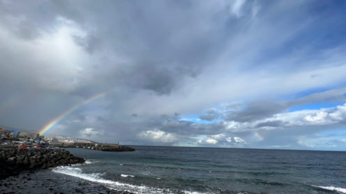 Ничего хорошего с погодой на Канарах: ни холод, ни ветер, ни дожди не уйдут Ничего хорошего с погодой на Канарах: ни холод, ни ветер, ни дожди не уйдут