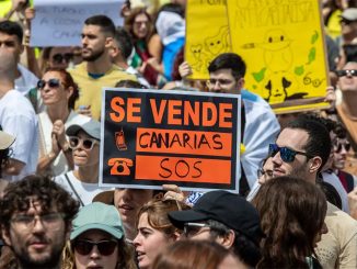 Канары протестуют: на этот раз демонстранты пришли в туристические зоны