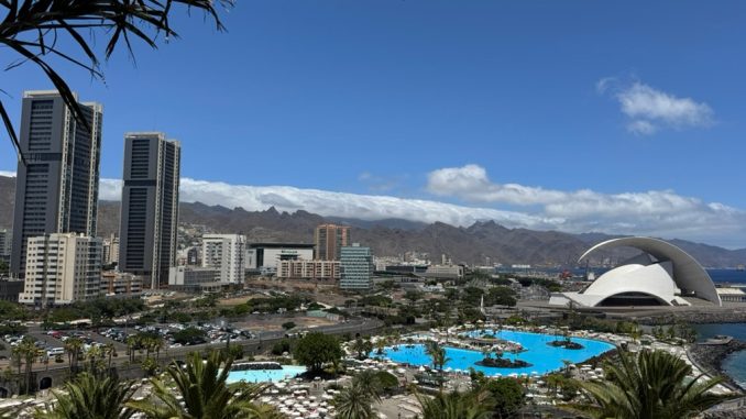 Канары запросили Европу об ограничении покупки жилья на островах иностранцами Канары запросили Европу об ограничении покупки жилья на островах иностранцами