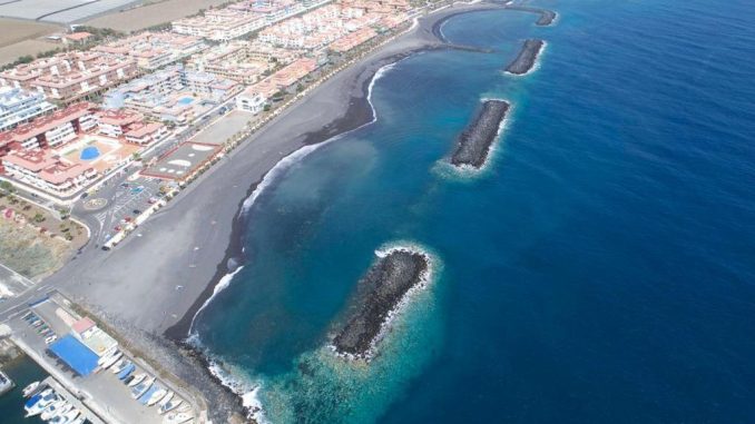 На побережье восточного муниципалитета Тенерифе нашли труп На побережье восточного муниципалитета Тенерифе нашли труп