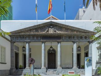 Законопроект о "vivienda vacacional" поступает в парламент Канар, последнюю инстанцию