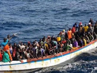 Кто же на самом деле доставляет нелегальных мигрантов из Африки на Канары?