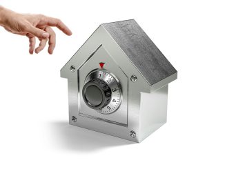 Эффективная сигнализация против захвата жилья - "alarma antiokupación"