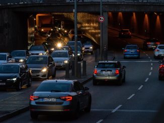 На архипелаге просела продажа автомобилей: растёт ставка на аренду для туристов