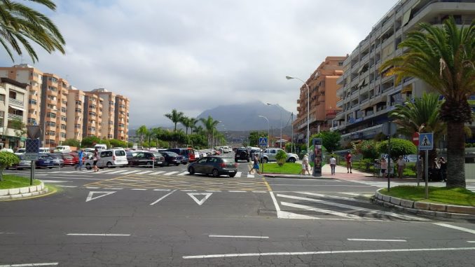 Полиция Arona просит граждан о помощи в расследовании наезда