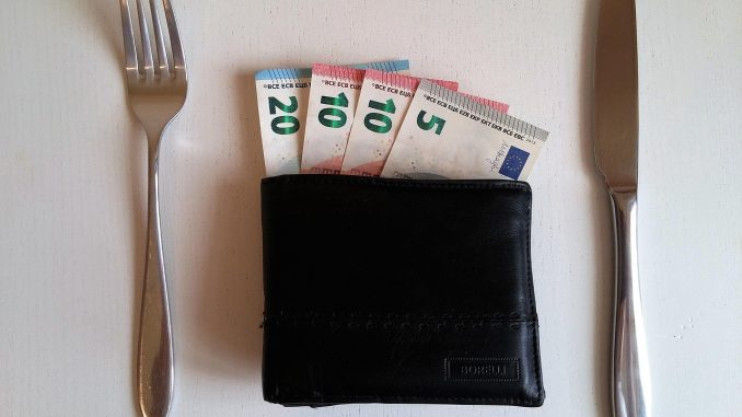 Заработная плата на Канарских островах потеряла покупательную способность Заработная плата на Канарских островах потеряла покупательную способность