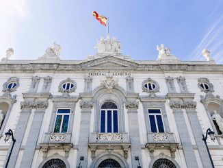 Верховный суд: необходимо чётко установить запрет на апартаменты для туристов