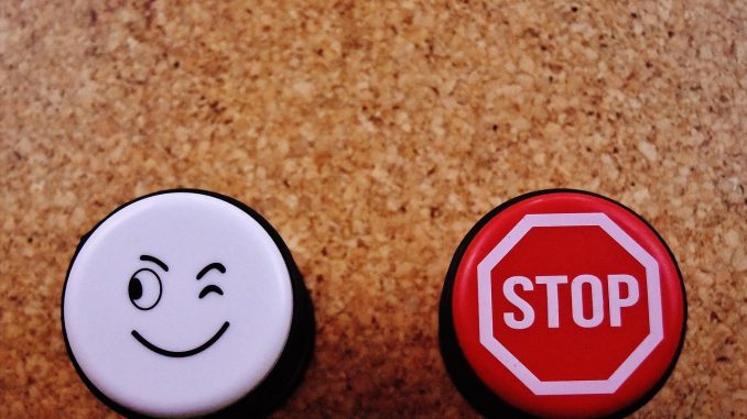 Airbnb удалила 10000 незаконных объявлений о краткосрочной аренде на Канарах Airbnb удалила 10000 незаконных объявлений о краткосрочной аренде на Канарах