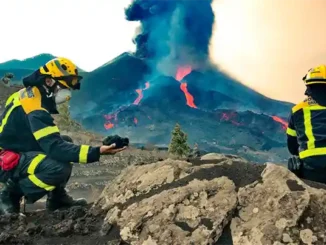 На Канарах решили защититься от вулканов... законом о вулканах