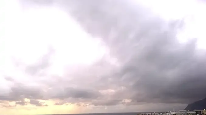 Сильные дожди на Канарских островах продолжатся