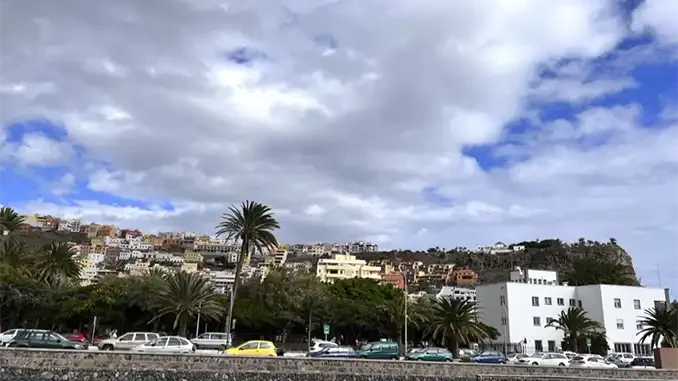 Иностранцы скупают жильё на Канарских островах: сколько им продано?