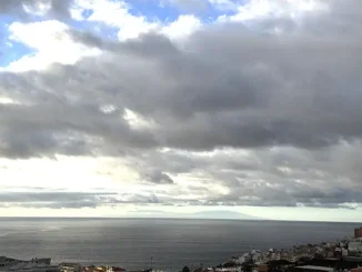 Вместо Деда Мороза на Канары приходит шторм "Francis"