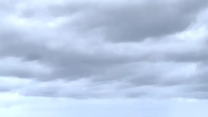 На Канарских островах повысили уровень опасности из-за шторма "Francis"