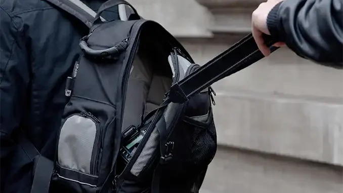 Туристы предупреждают о карманных кражах на юге Тенерифе Туристы предупреждают о карманных кражах на юге Тенерифе