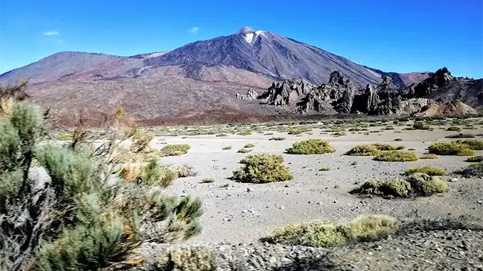 Под Тейде зафиксировано около тысячи подземных толчков. К чему бы это?