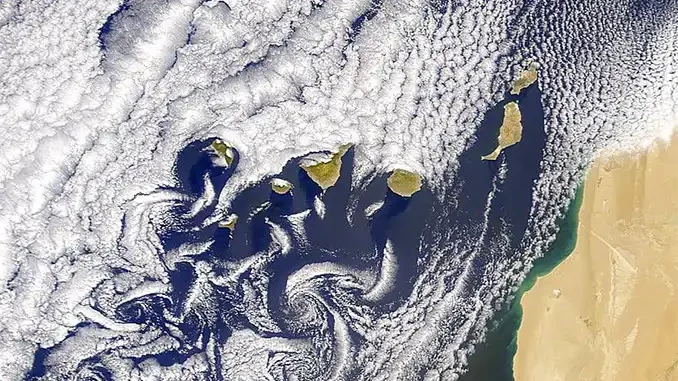 МВД Испании: серьёзная угроза из-за шторма Therese на Канарах МВД Испании: серьёзная угроза из-за шторма Therese на Канарах