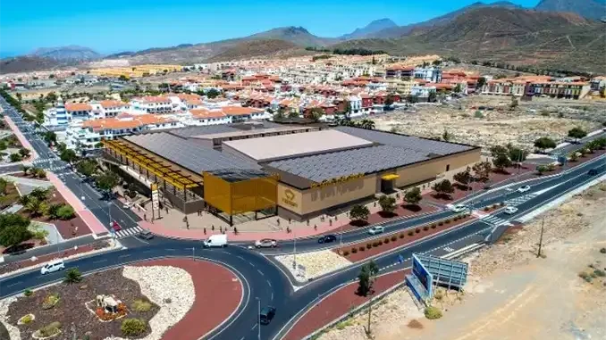 На юге Tenerife открылся торговый центр La Gran Manzana На юге Tenerife открылся торговый центр La Gran Manzana