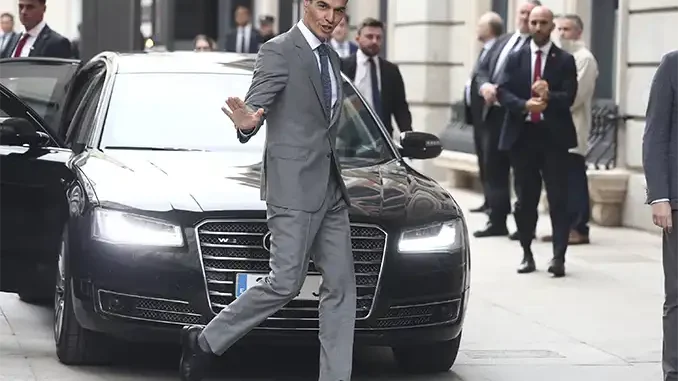 Sánchez не смог договориться с парламентом и назначил выборы